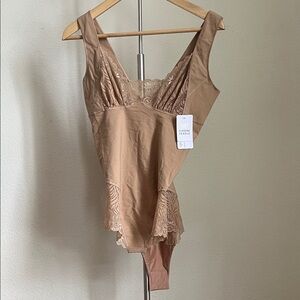 Simone Perele Tan Lace Shapewear
